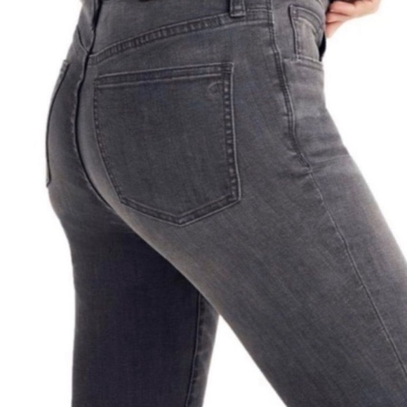 Madewell 9” Mid Rise Washed Black Gray Raw Hem Skinny Jeans - Picture 2 of 6